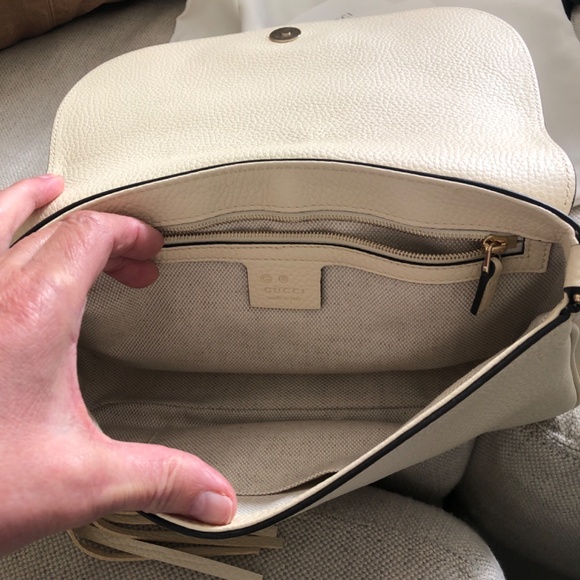 Gucci Cream Leather Shoulder Bag - Picture 6 of 16